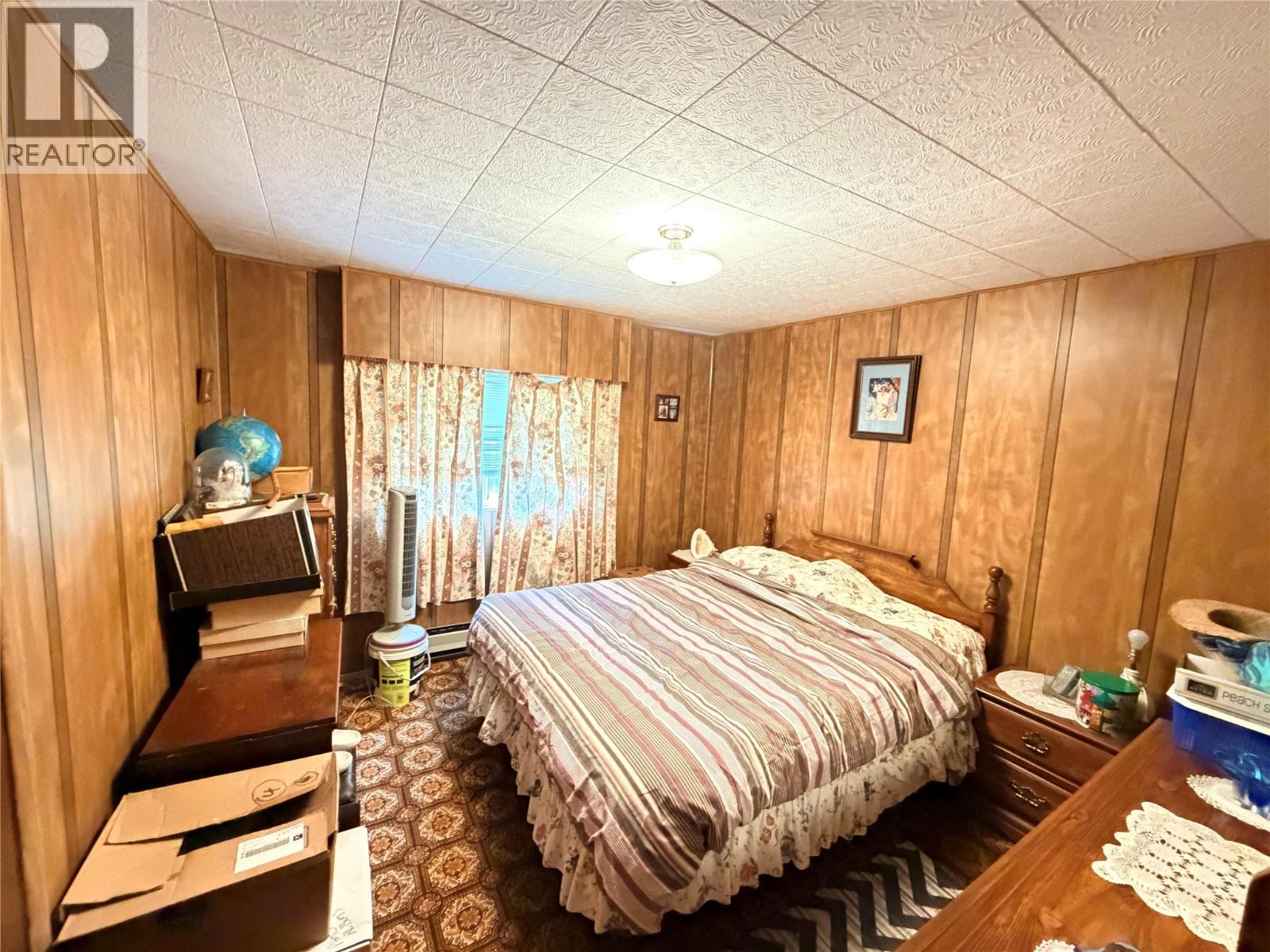 10216 Lumsden Avenue Property Photo 9