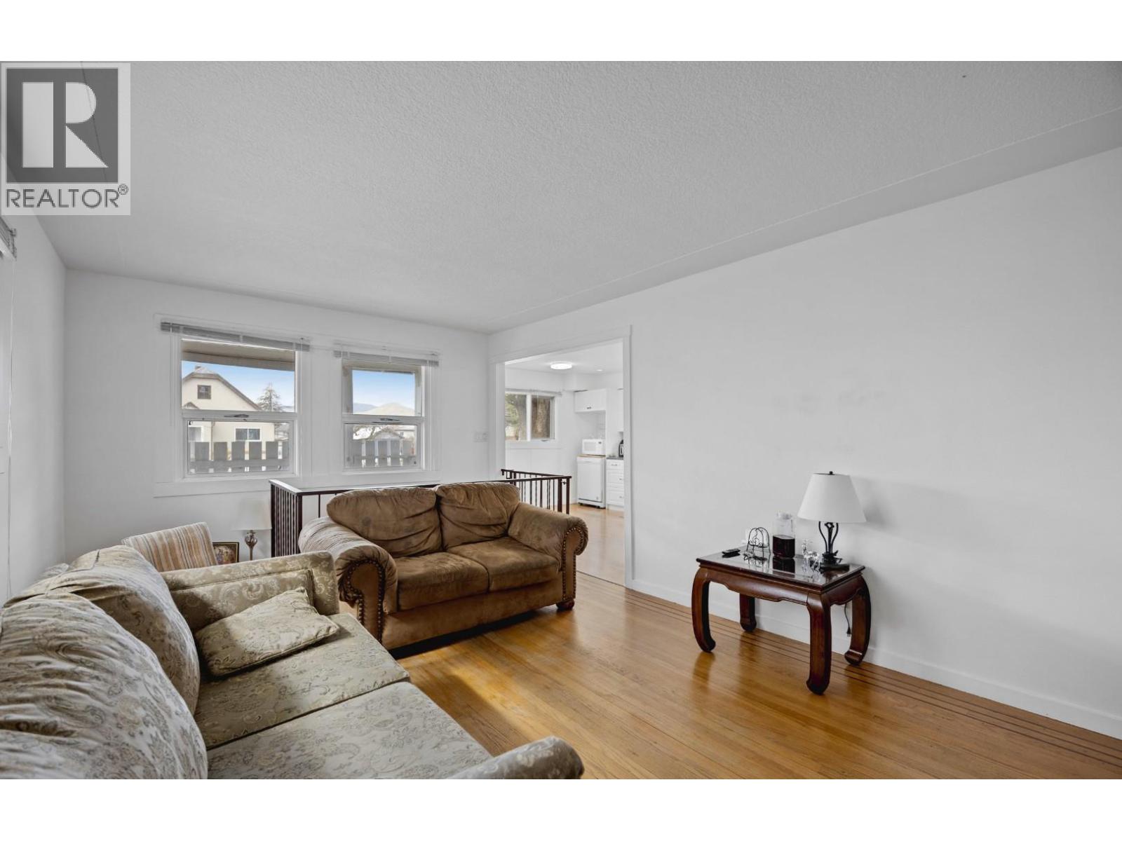 293 Poplar Street Property Photo 1
