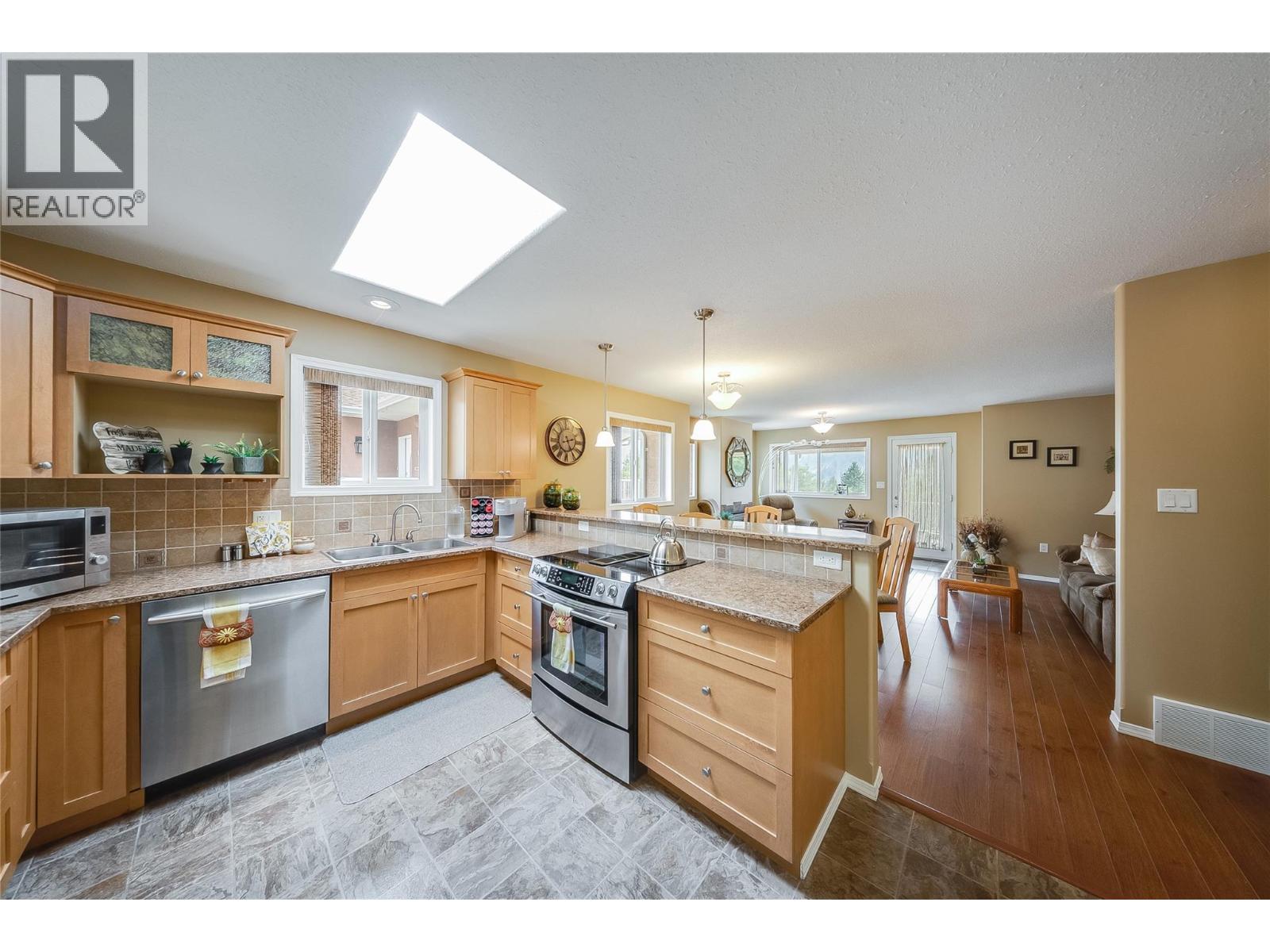 7400 Crema Drive Property Photo 3