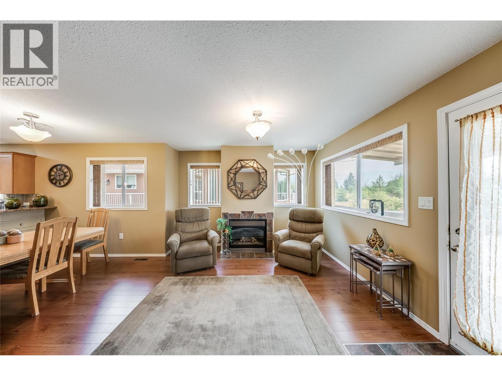 7400 Crema Drive Property Photo 12