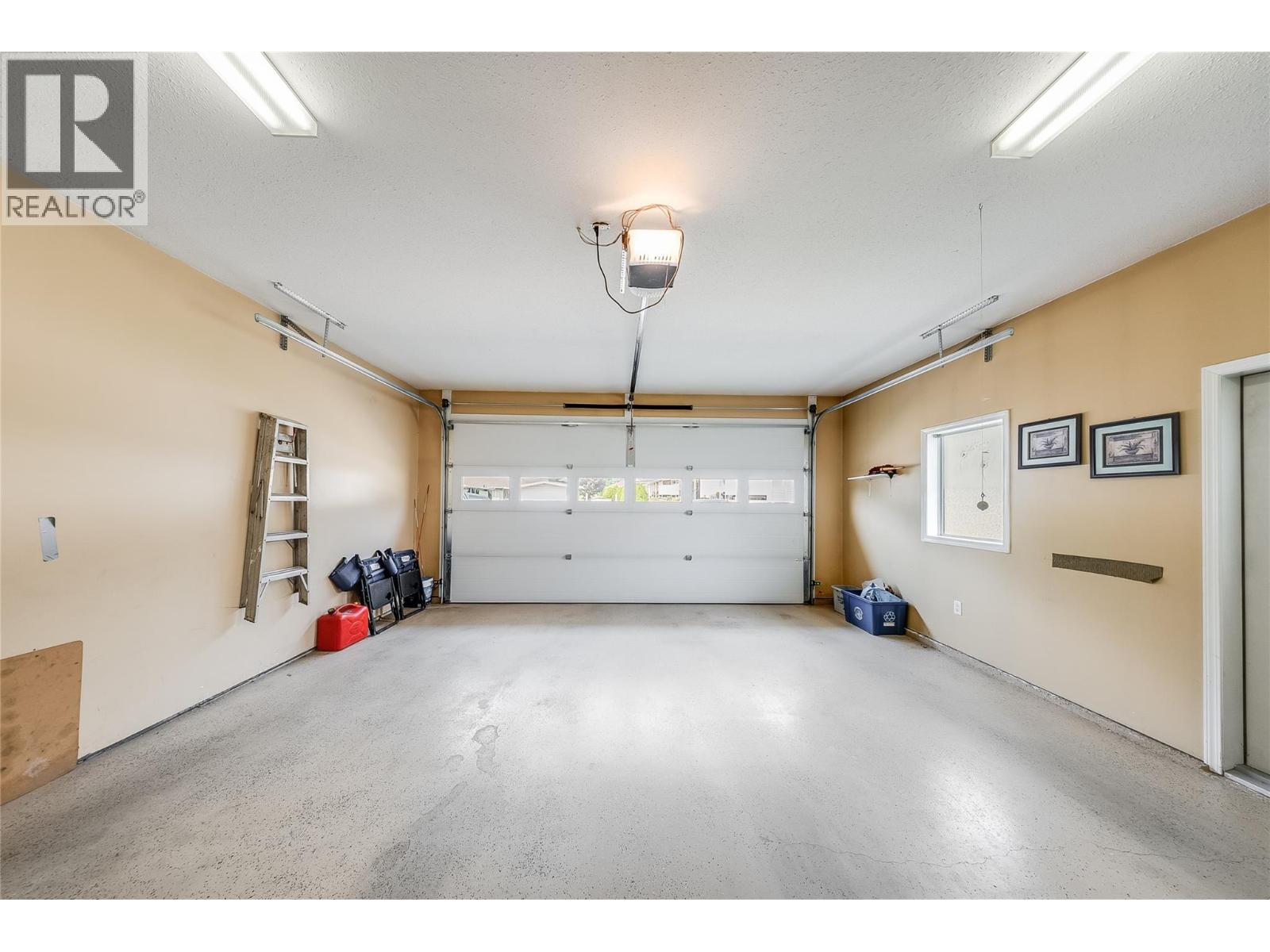 7400 Crema Drive Property Photo 44
