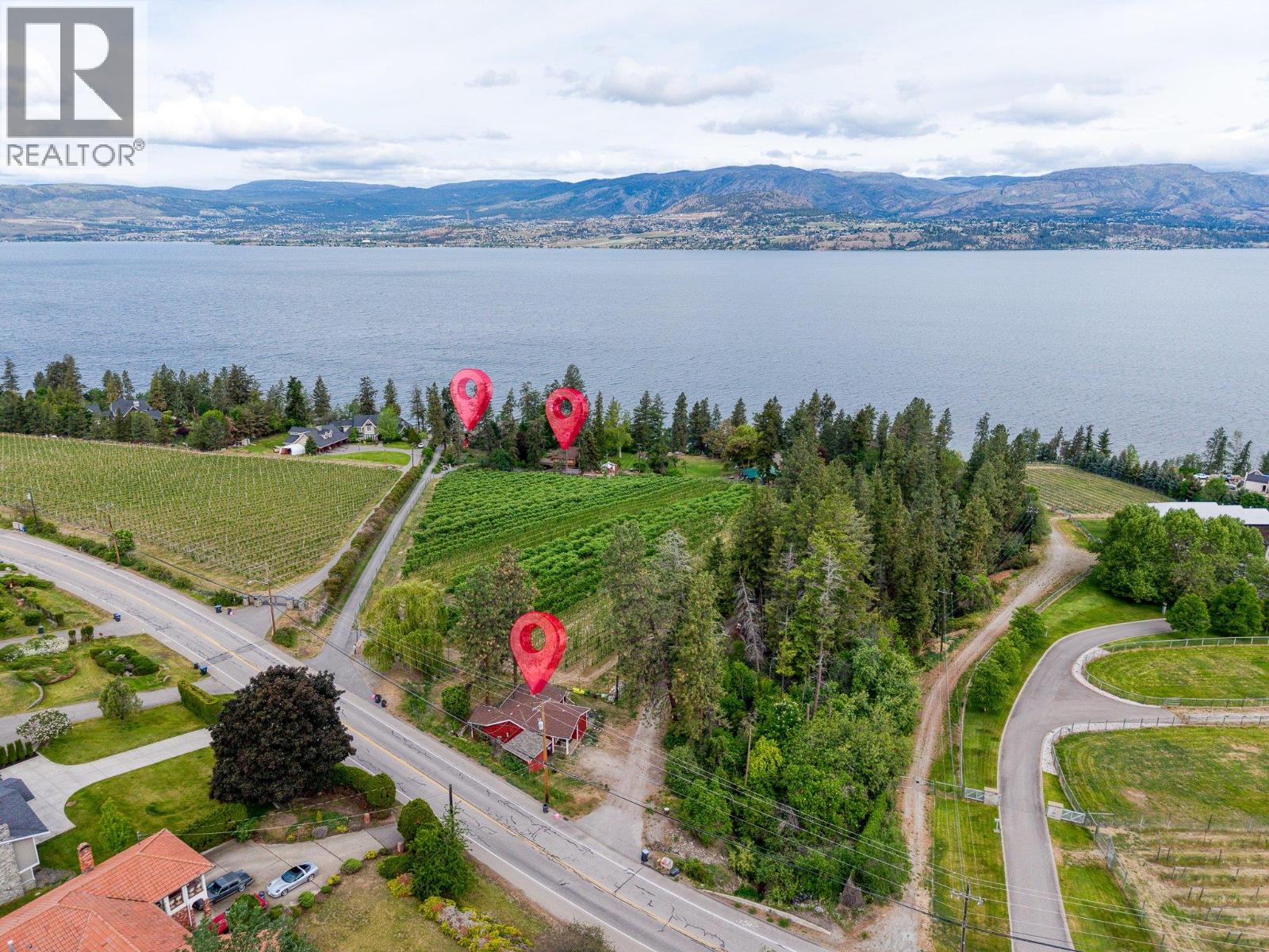 4852-4858 Lakeshore Road Property Photo 4