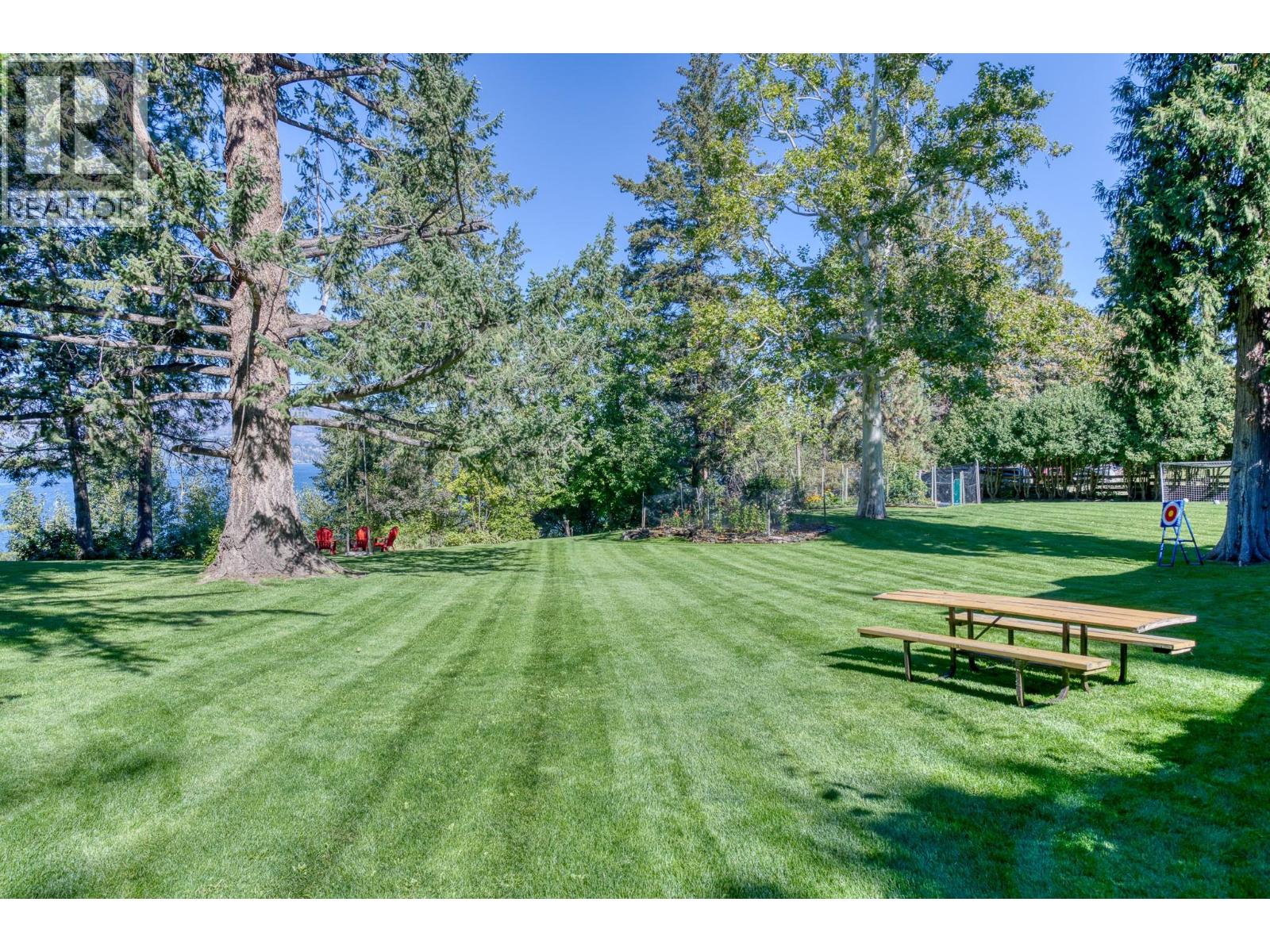 4852-4858 Lakeshore Road Property Photo 6