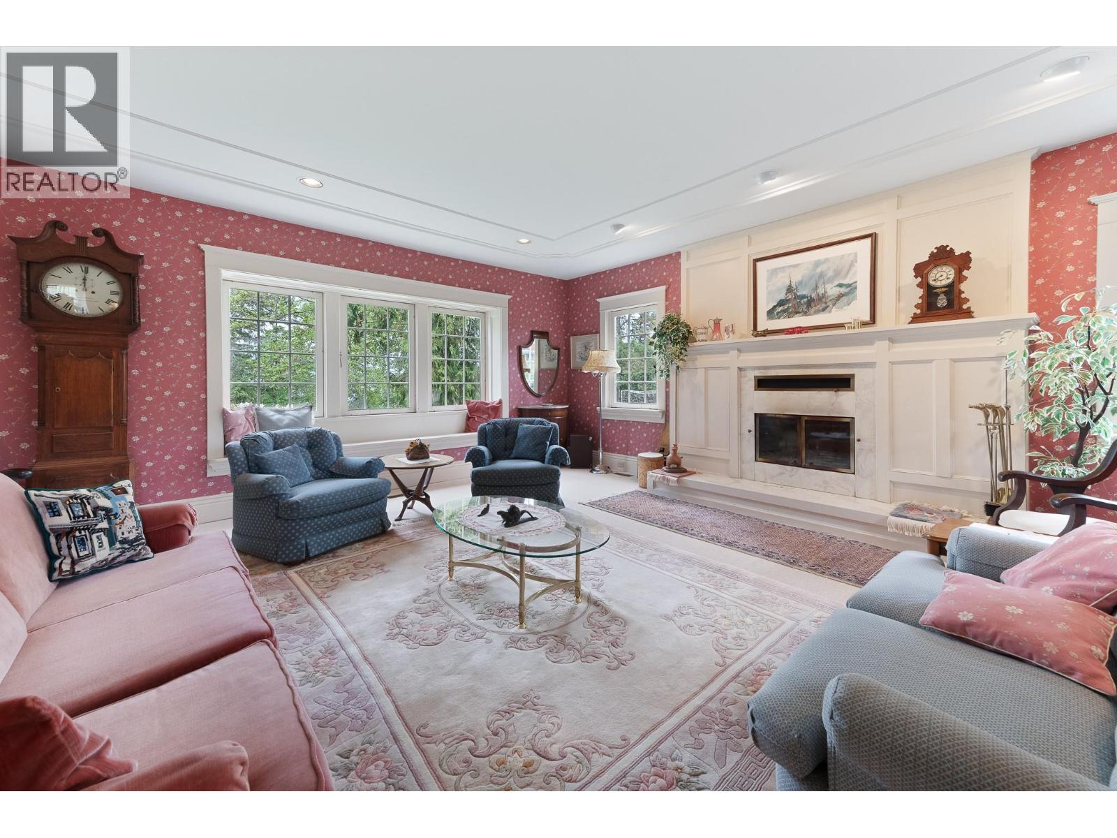 4852-4858 Lakeshore Road Property Photo 11