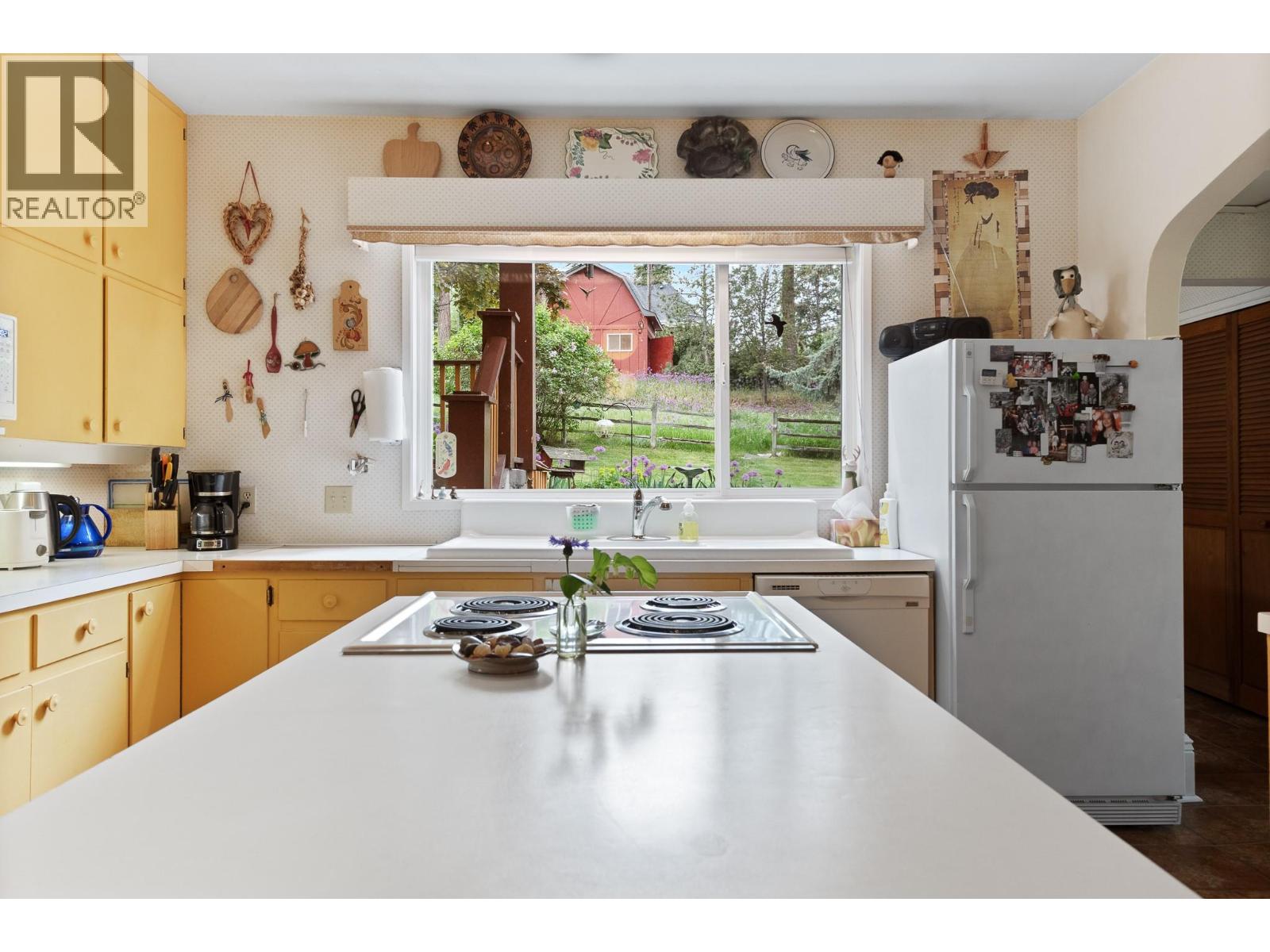 4852-4858 Lakeshore Road Property Photo 17