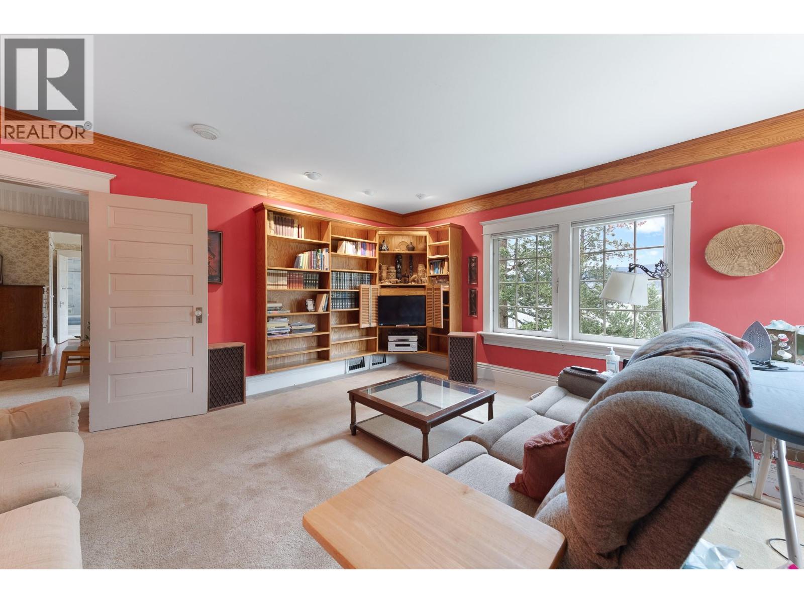 4852-4858 Lakeshore Road Property Photo 26