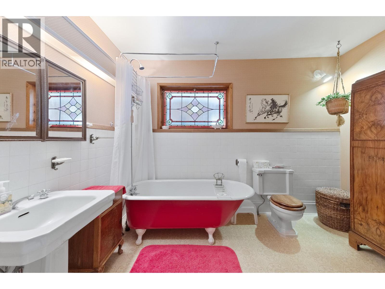 4852-4858 Lakeshore Road Property Photo 27
