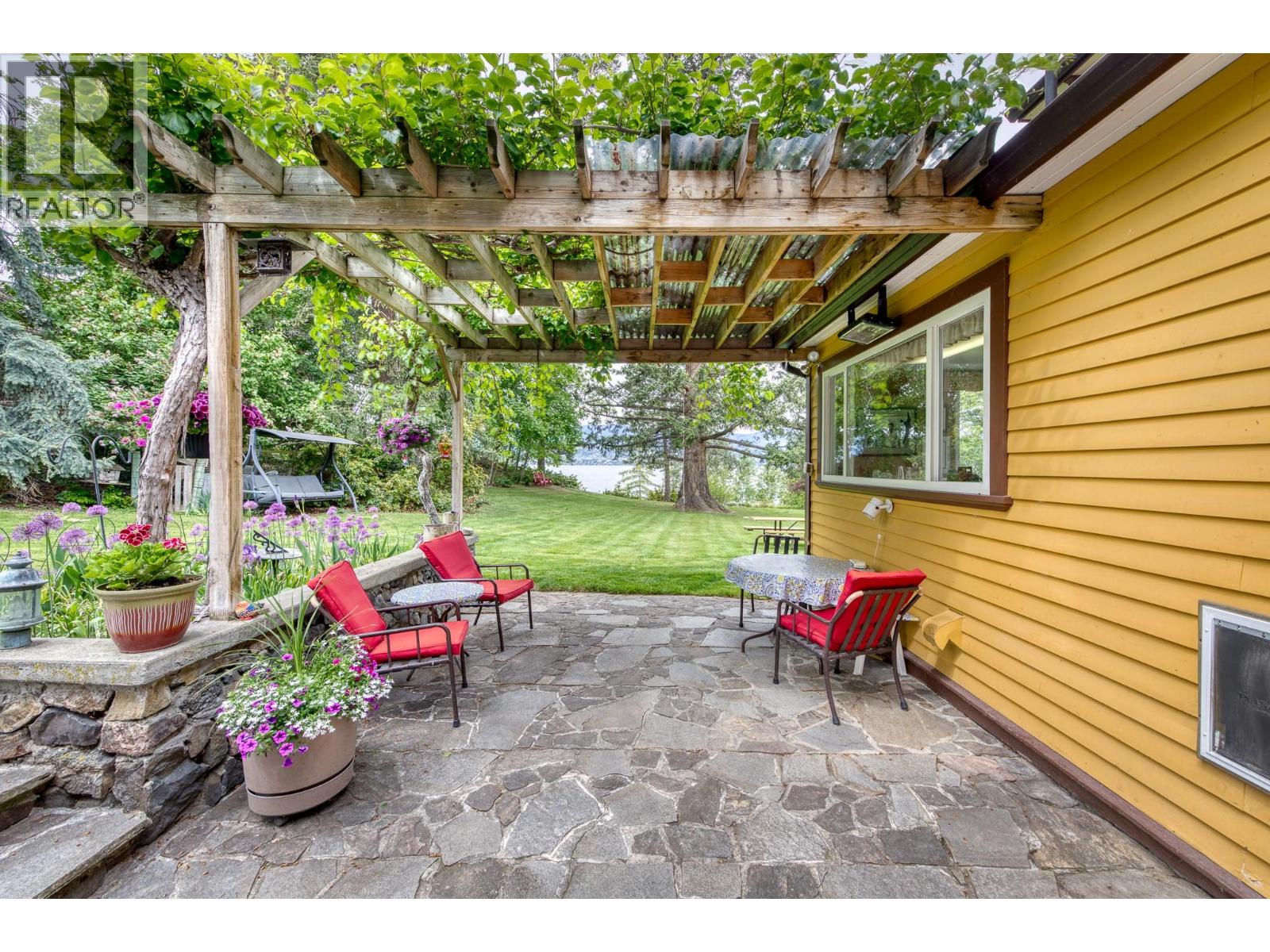 4852-4858 Lakeshore Road Property Photo 29