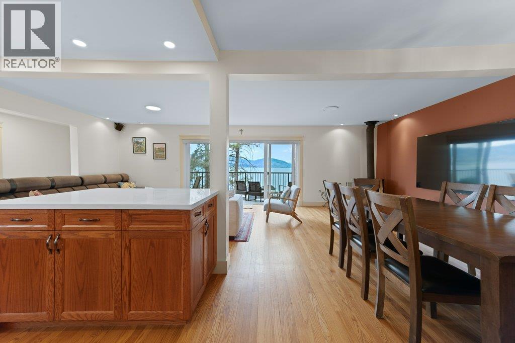4852-4858 Lakeshore Road Property Photo 44