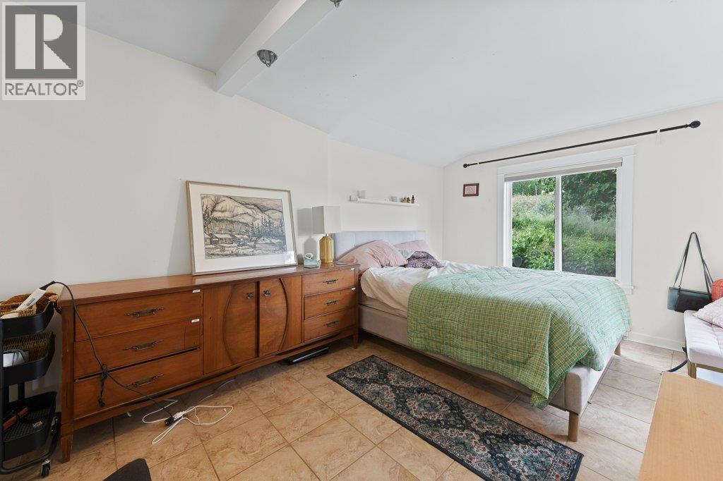 4852-4858 Lakeshore Road Property Photo 73