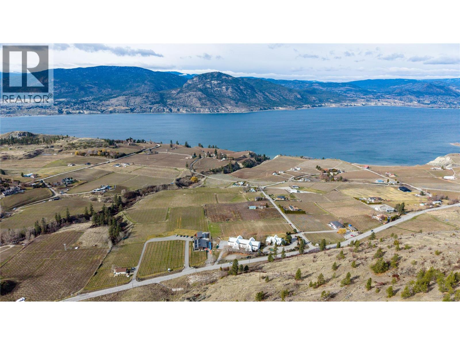 880 Naramata Road Property Photo 1