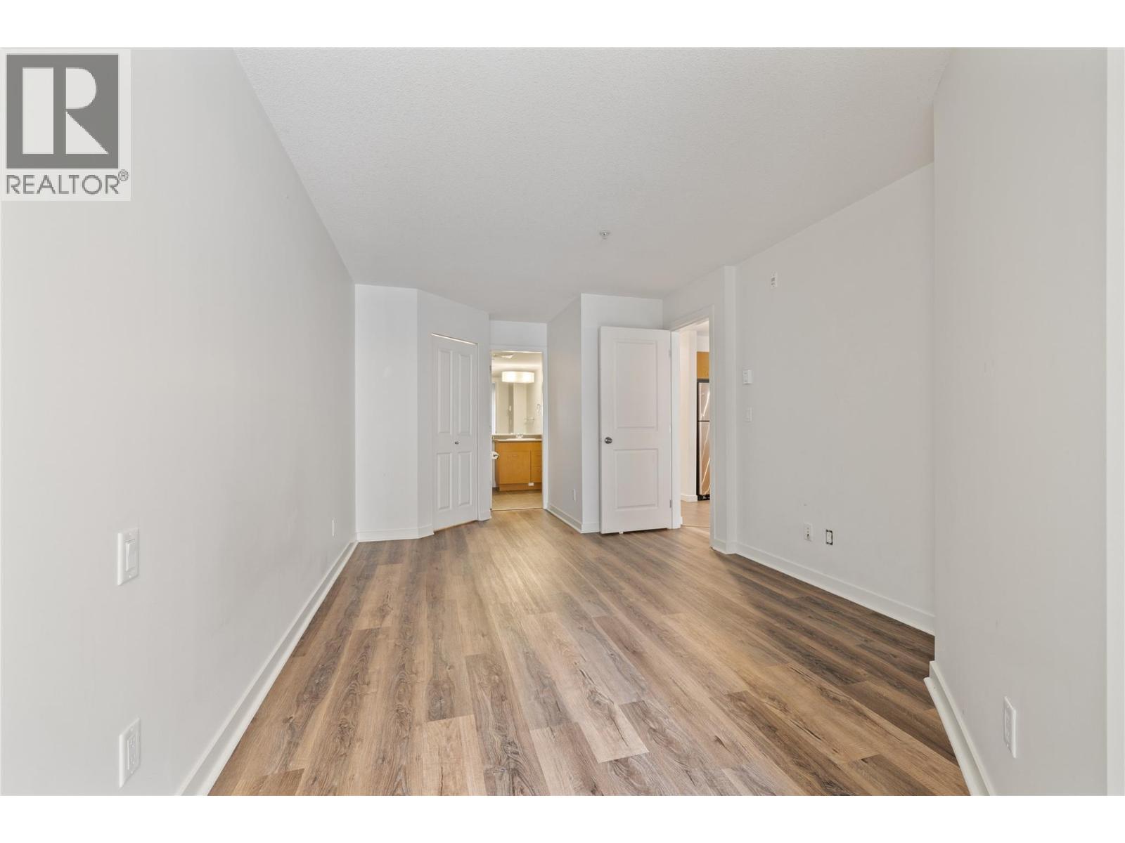 539 Yates Road Unit# 212 Property Photo 1