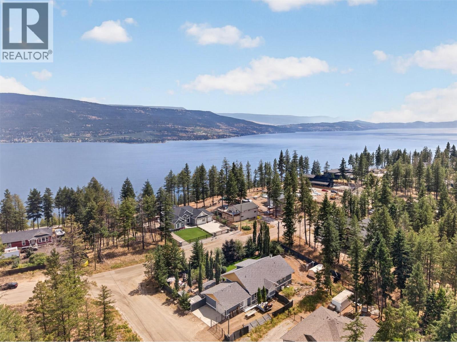 7272 Dunwaters Road Property Photo 1