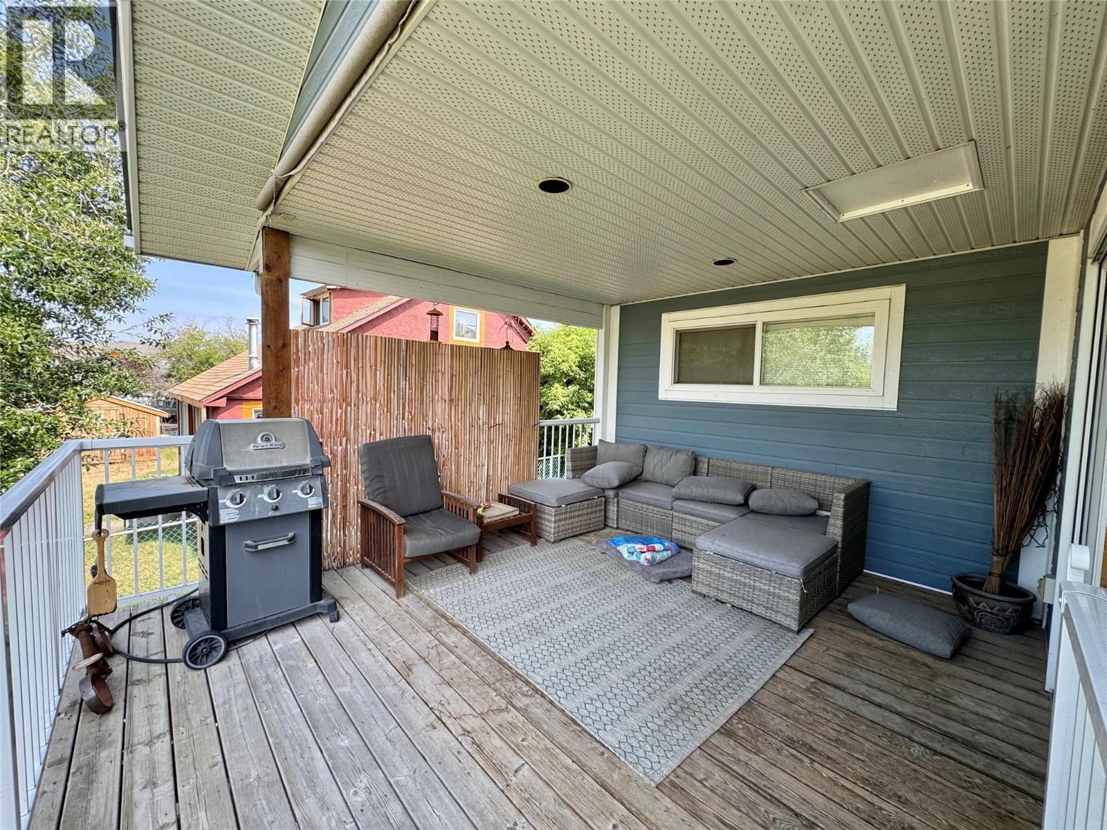 910 5th Ave Avenue Property Photo 28