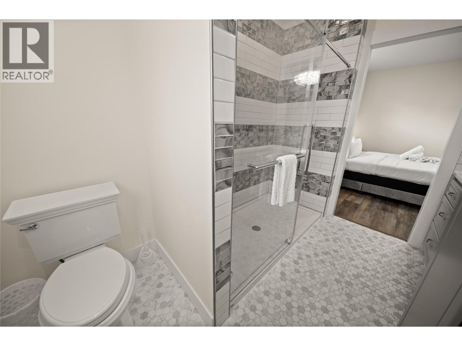 4867 St Joseph Street Property Photo 19