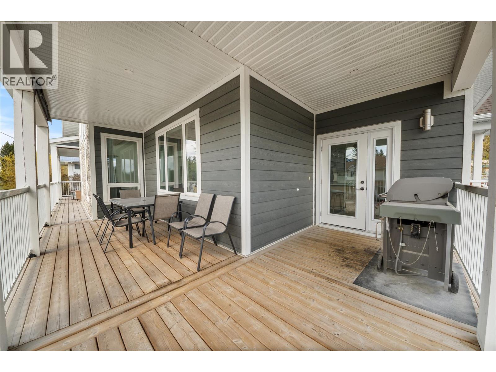 4867 St Joseph Street Property Photo 52