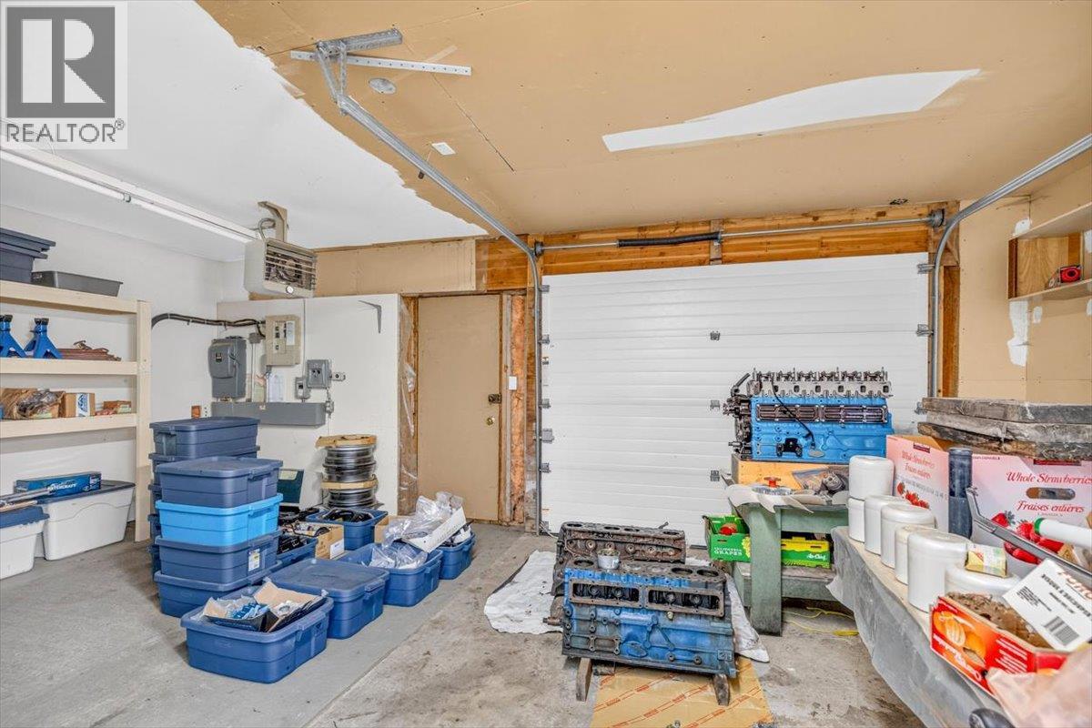 9878 Victoria Street Property Photo 47
