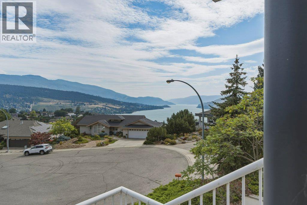 743 Mt. Thor Drive Property Photo 2