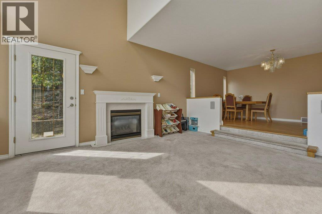 743 Mt. Thor Drive Property Photo 9