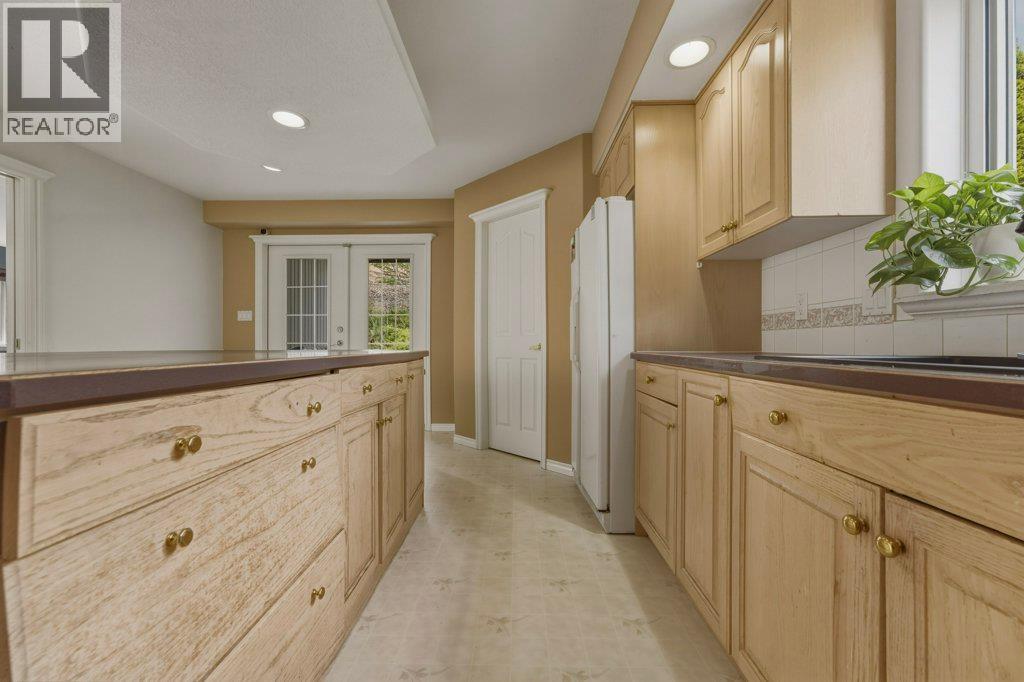 743 Mt. Thor Drive Property Photo 15