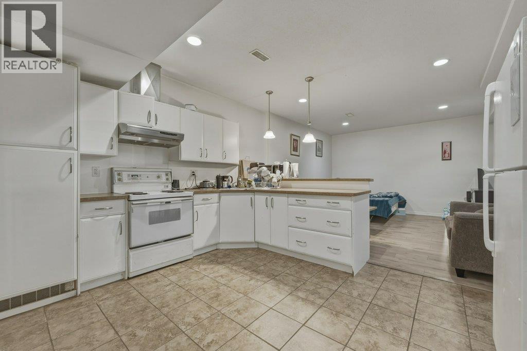 743 Mt. Thor Drive Property Photo 43