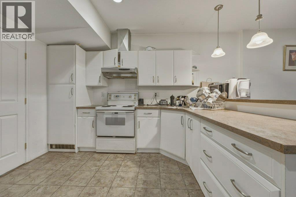 743 Mt. Thor Drive Property Photo 44