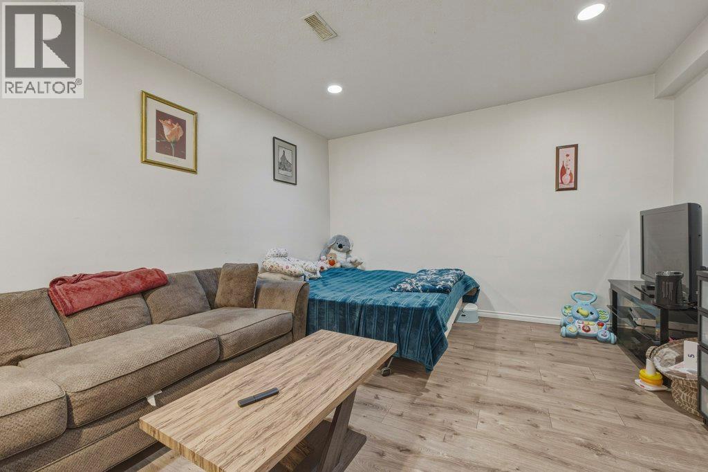 743 Mt. Thor Drive Property Photo 47