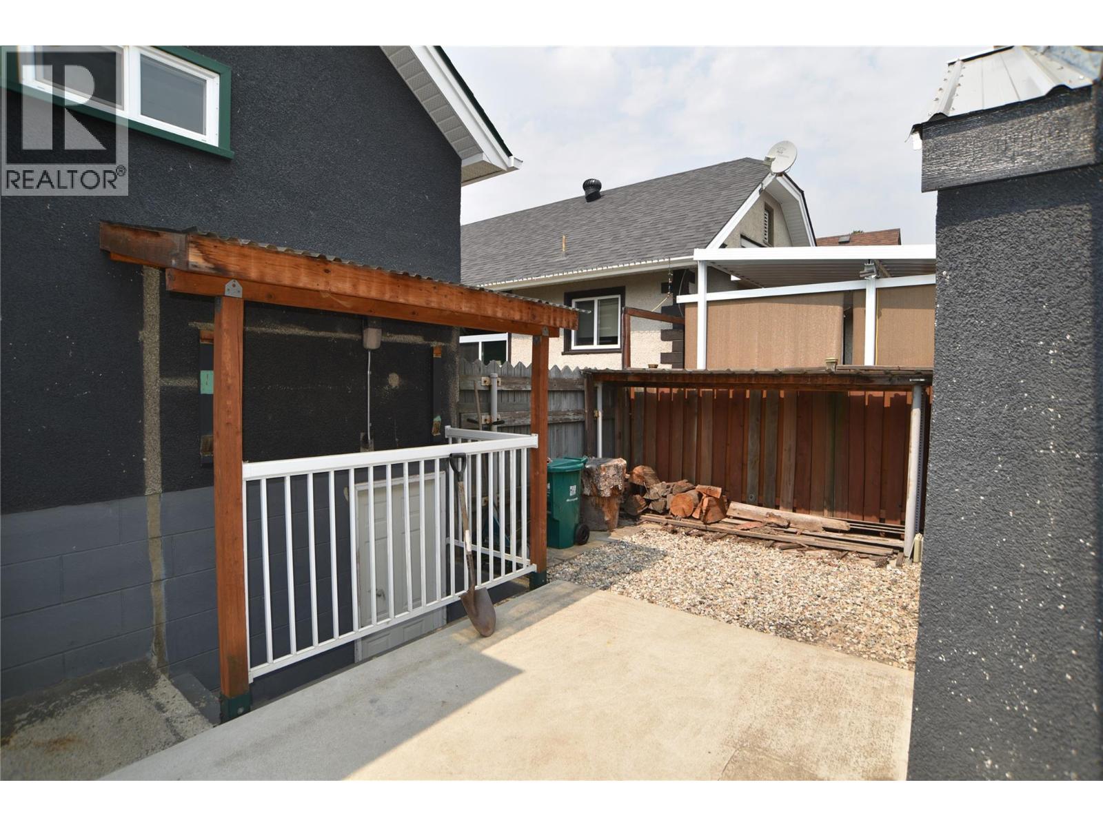 1531 Fourth Avenue Property Photo 6