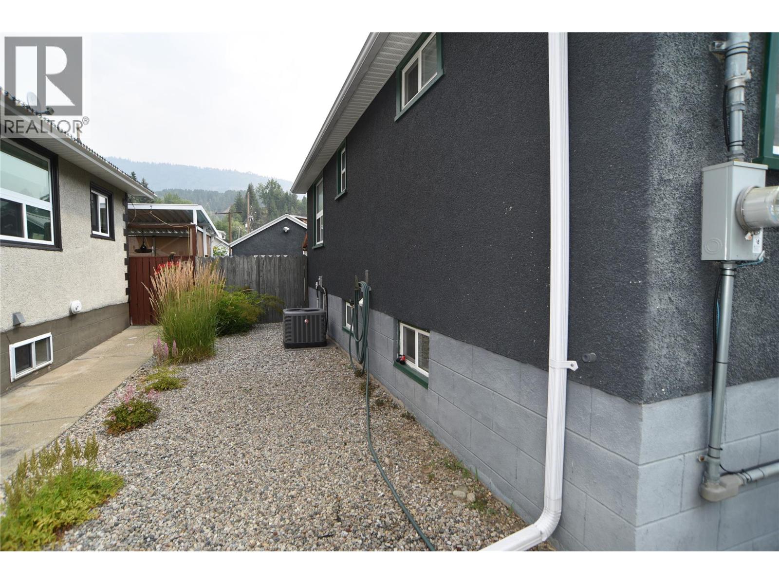 1531 Fourth Avenue Property Photo 8