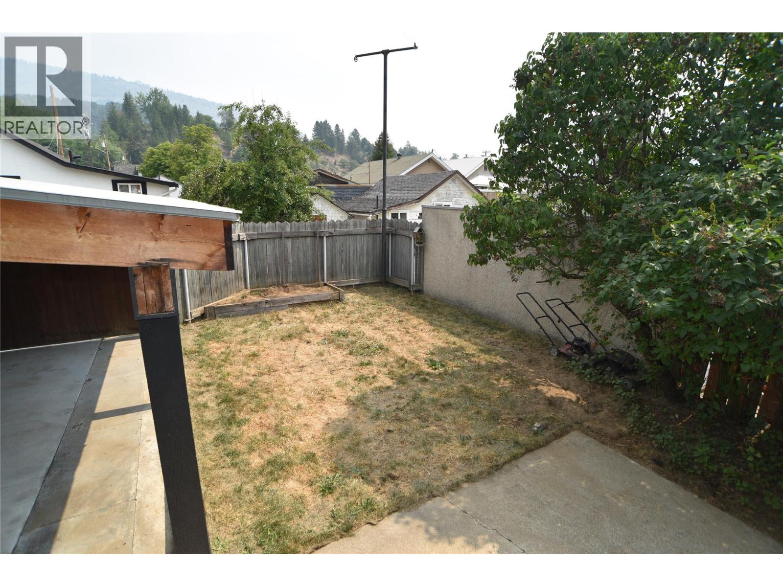 1531 Fourth Avenue Property Photo 9