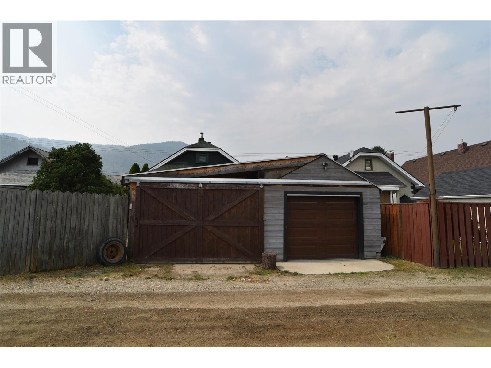 1531 Fourth Avenue Property Photo 10