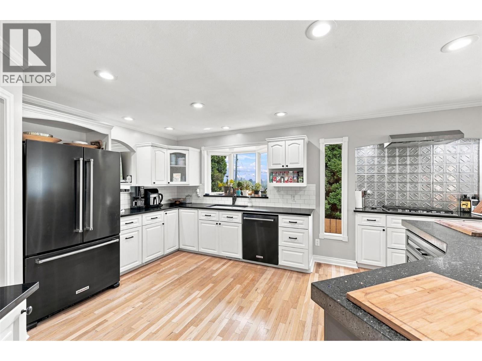 897 Wawn Road Property Photo 18
