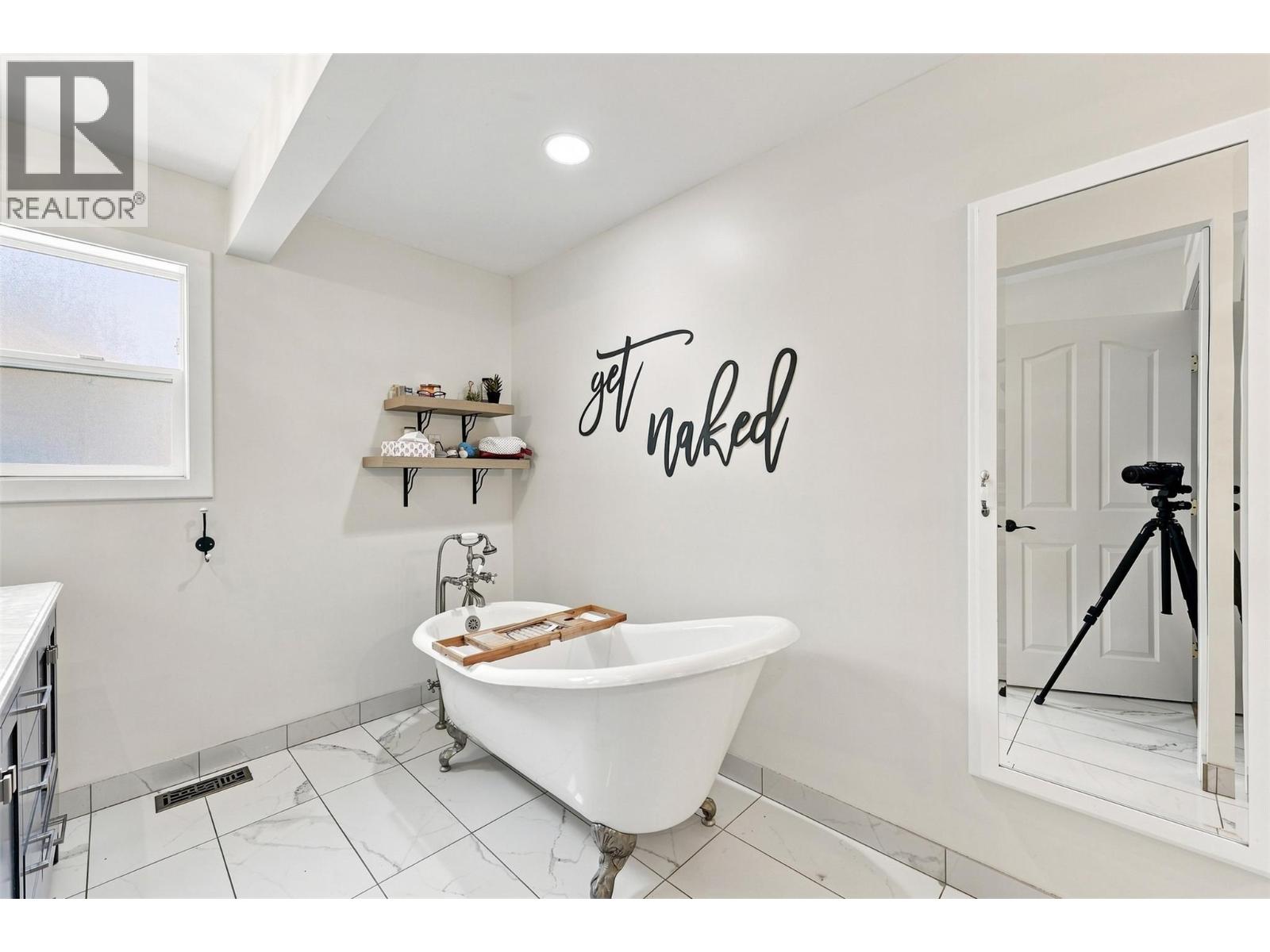 897 Wawn Road Property Photo 33