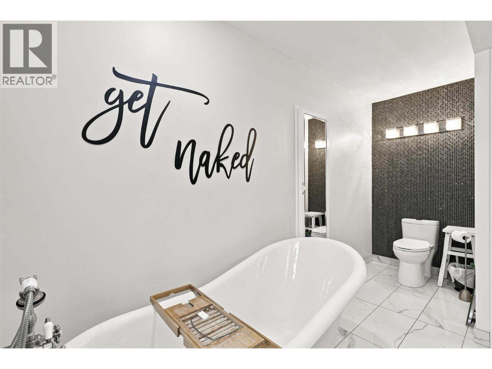 897 Wawn Road Property Photo 35
