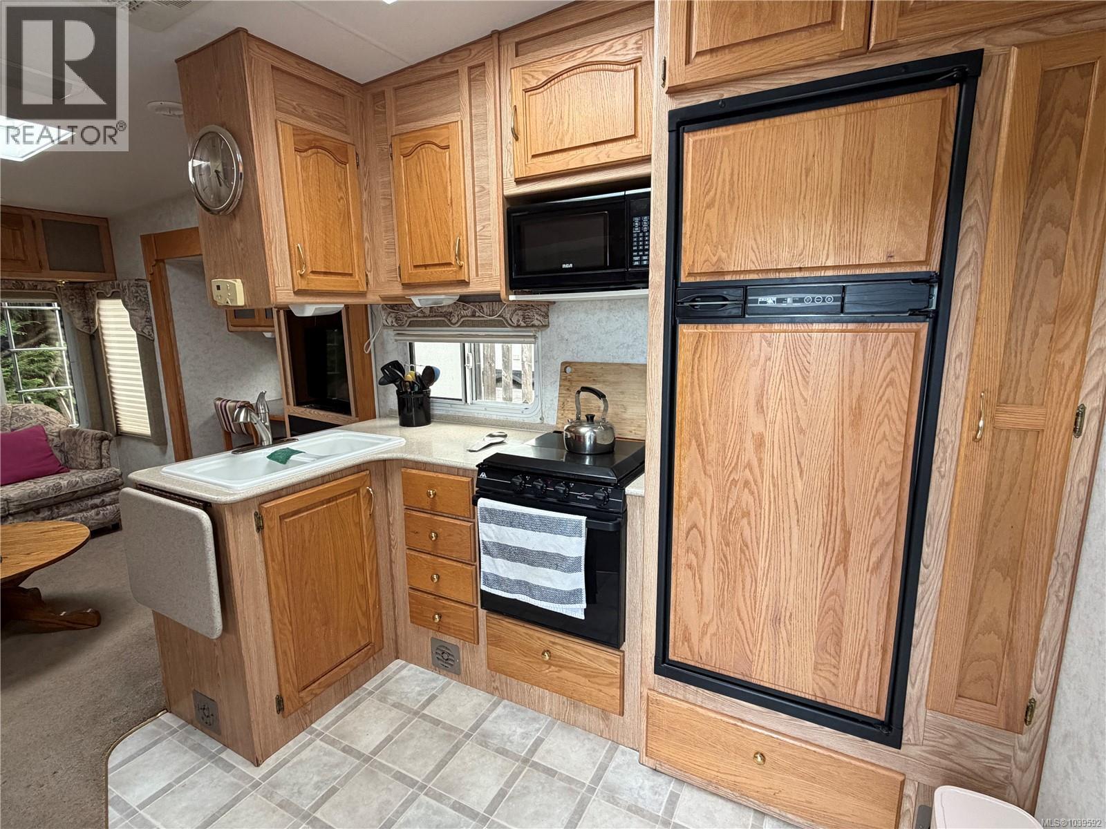 11 171 Tripp Rd Property Photo 22