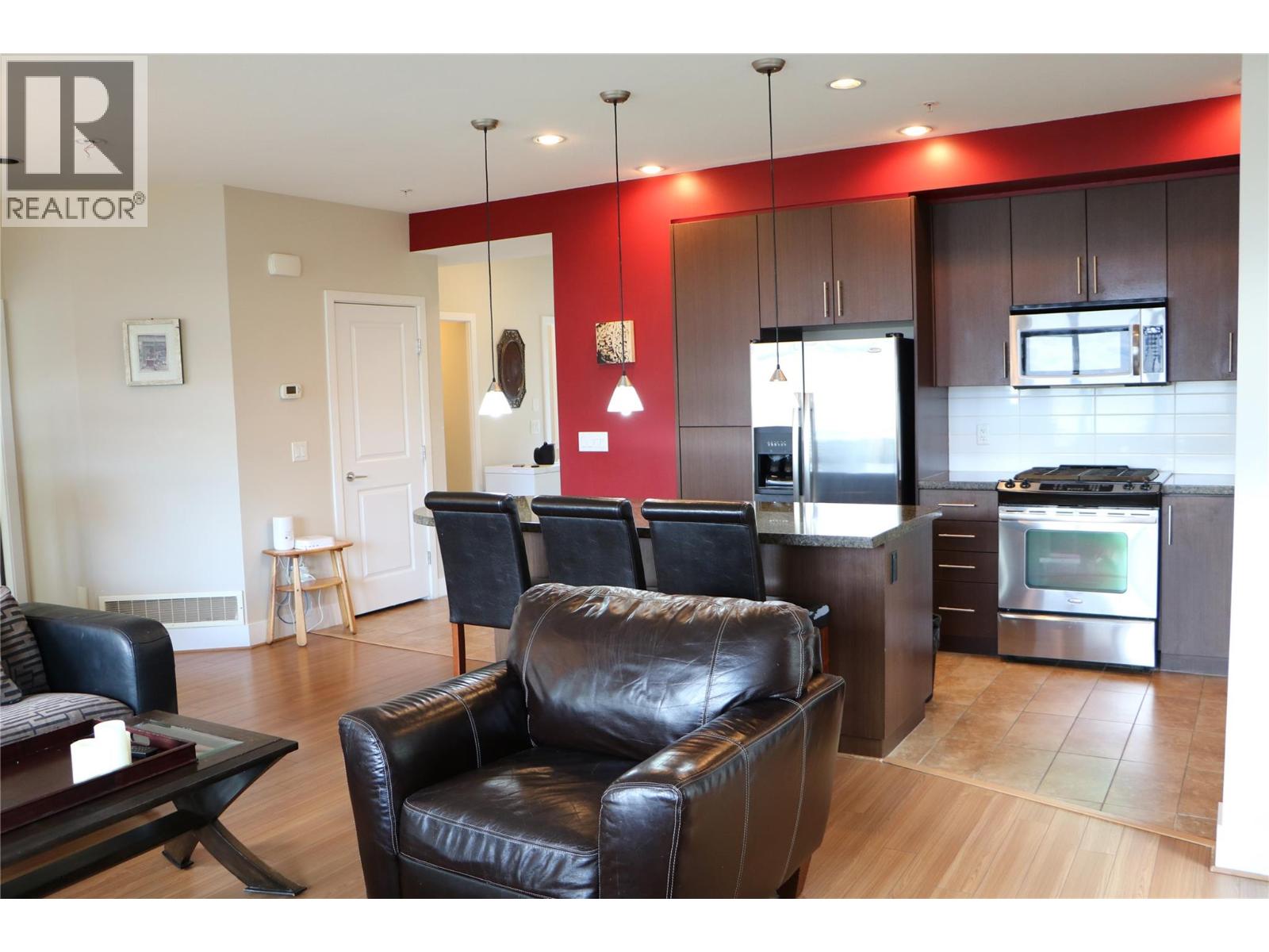 130 Colebrook Road Unit# 61 Property Photo 5