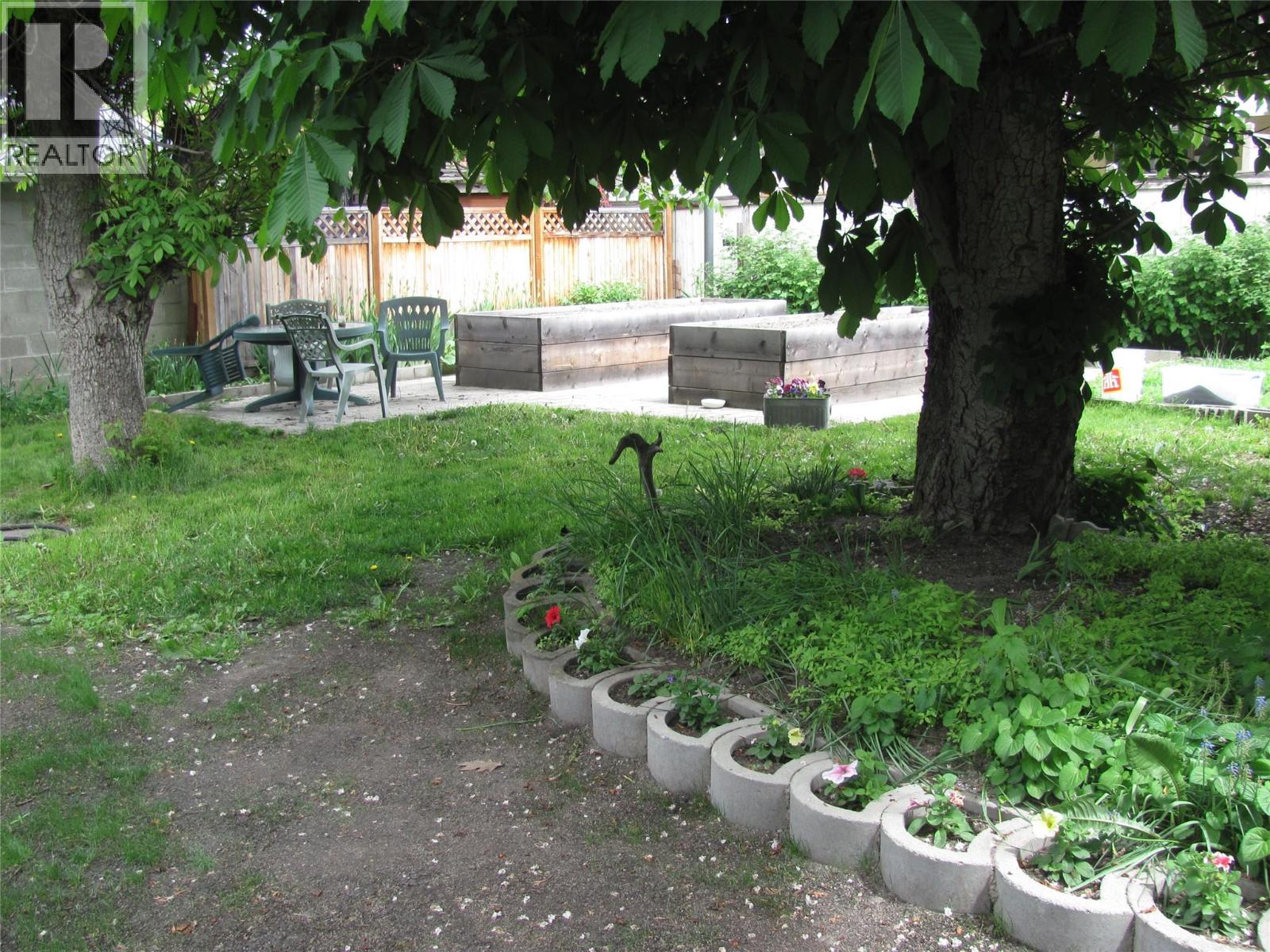 4309 22 Street Property Photo 20
