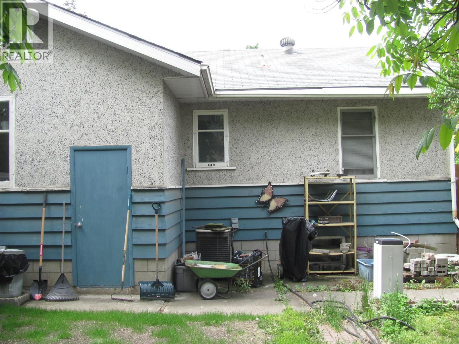 4309 22 Street Property Photo 43
