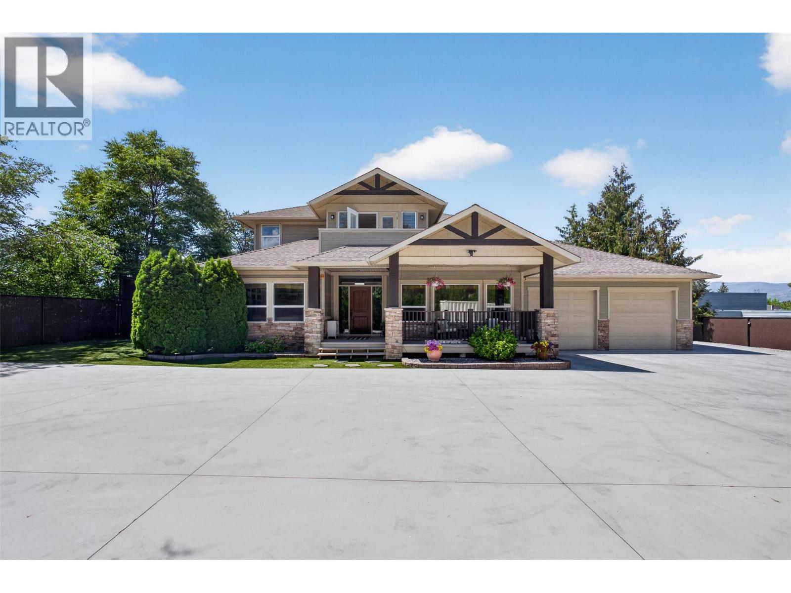 4588 Raymer Road Property Photo 1