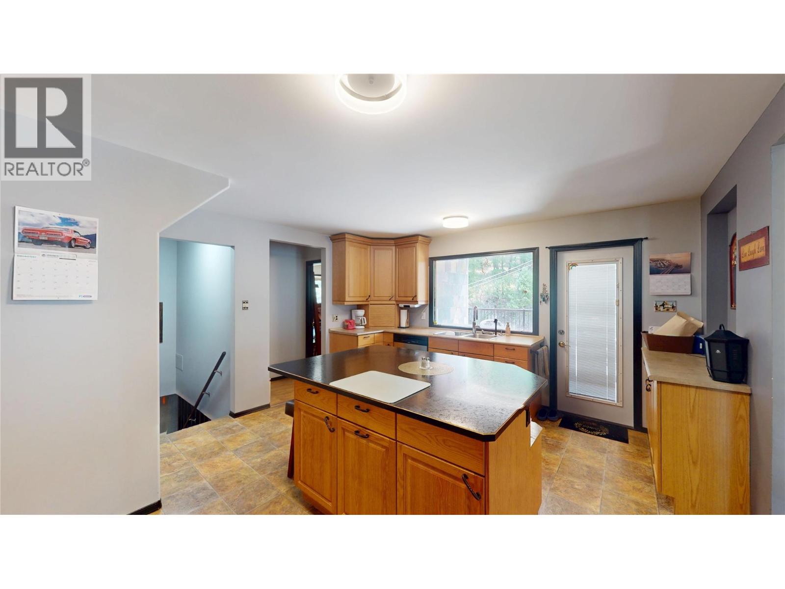 897 Silver Creek Road Property Photo 13