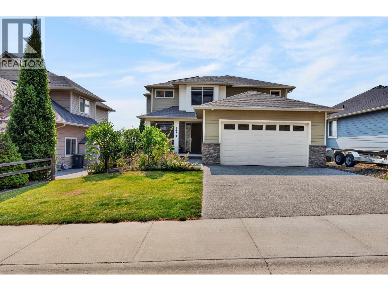 2425 Tallus Heights Drive Property Photo 1