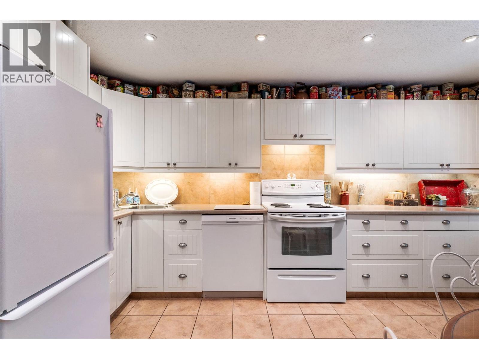 7420 Stampede Trail Property Photo 4