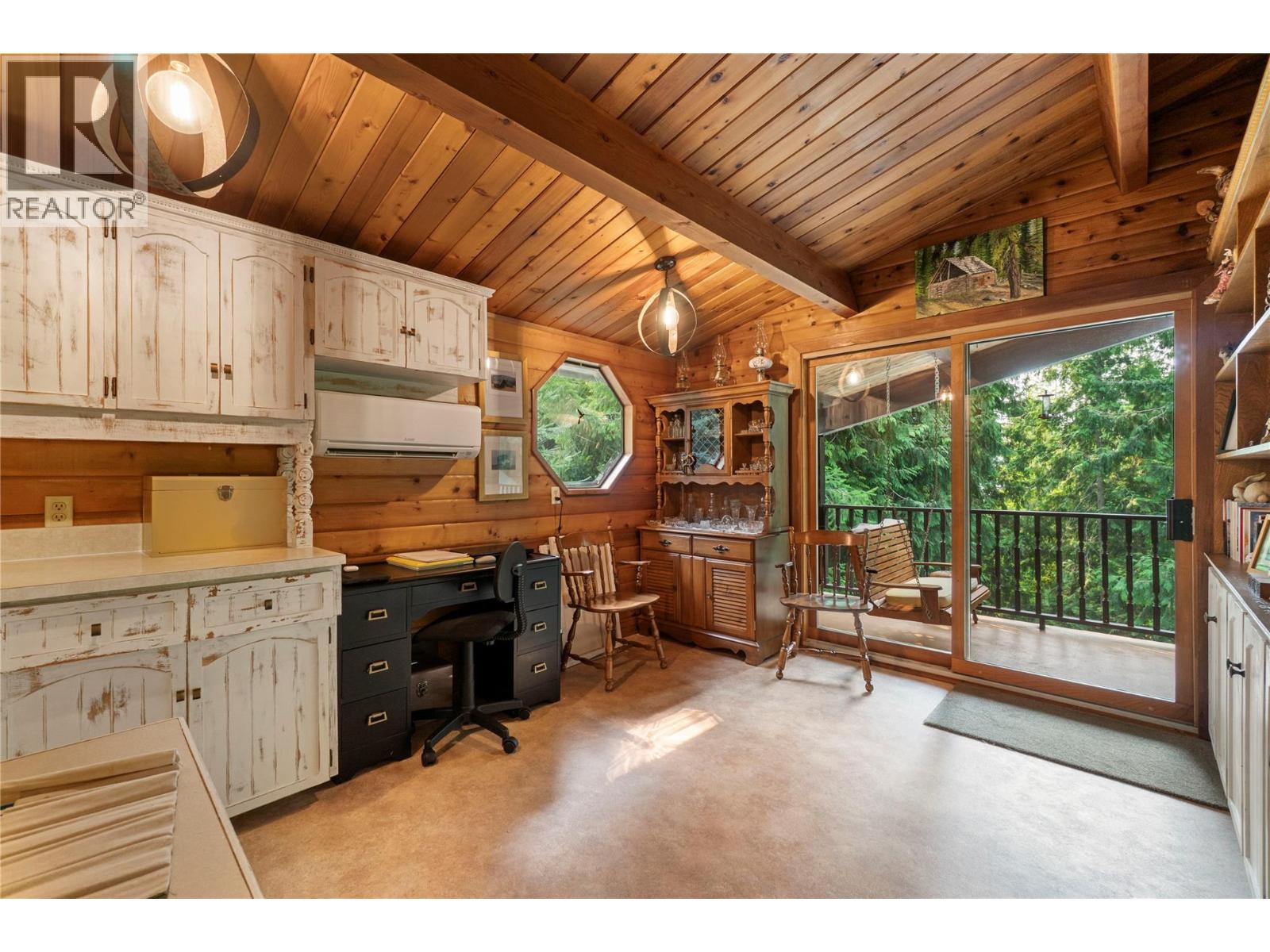 7420 Stampede Trail Property Photo 15