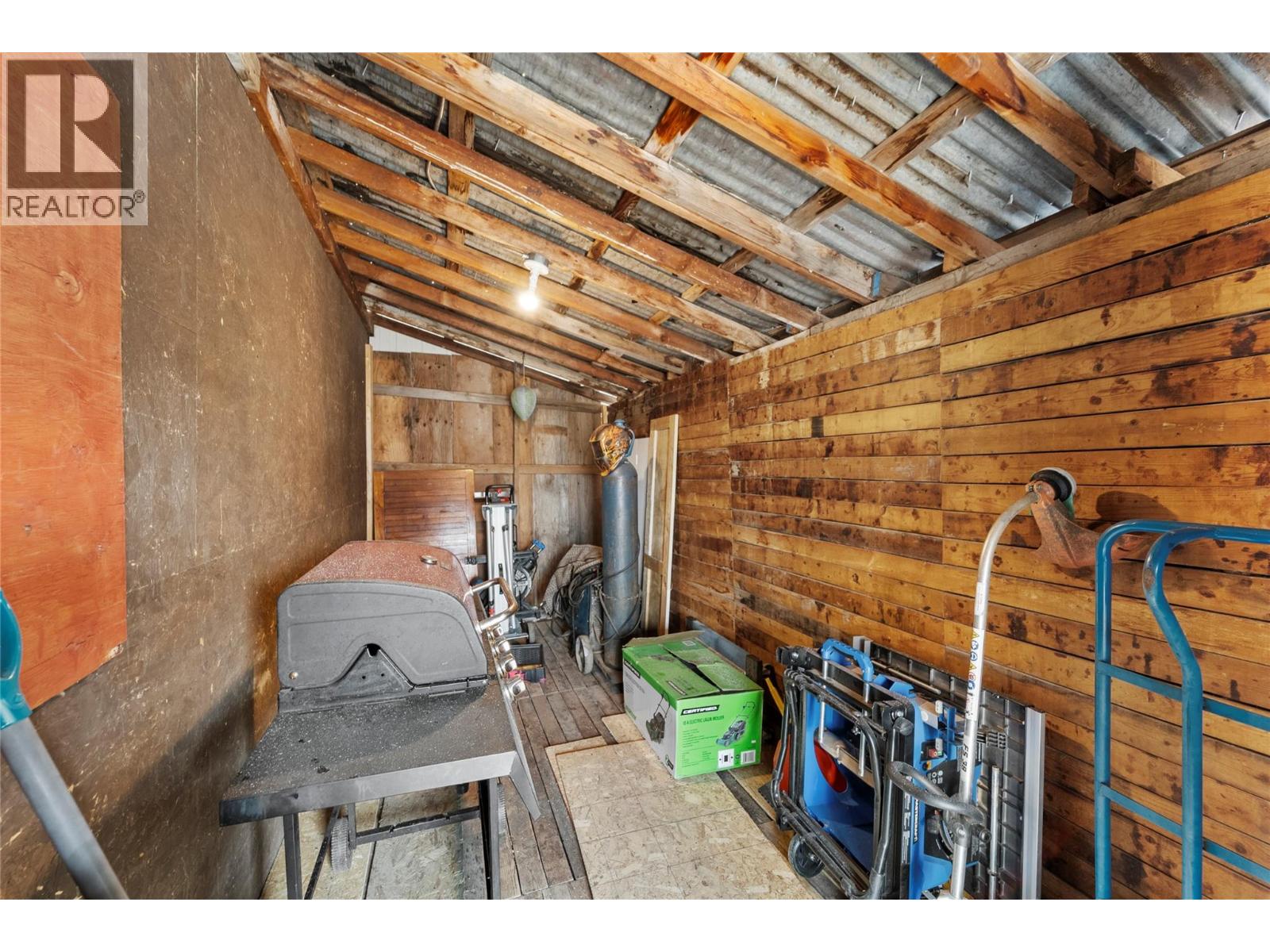 443 Morgan Avenue Property Photo 31