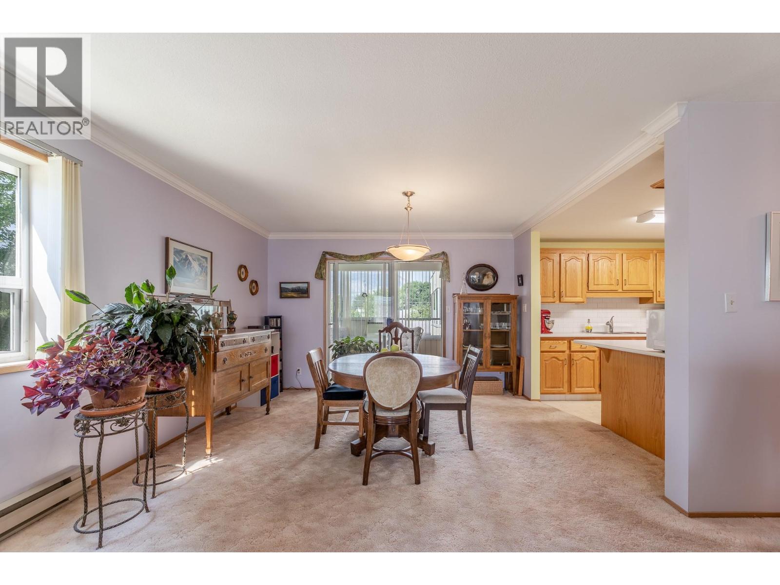 272 Green Avenue W Unit# 210 Property Photo 15