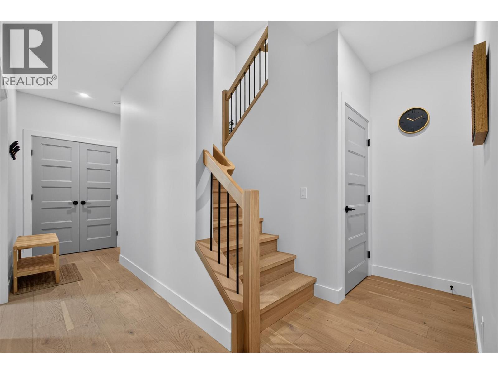 945 Borden Avenue Unit# 1 Property Photo 19
