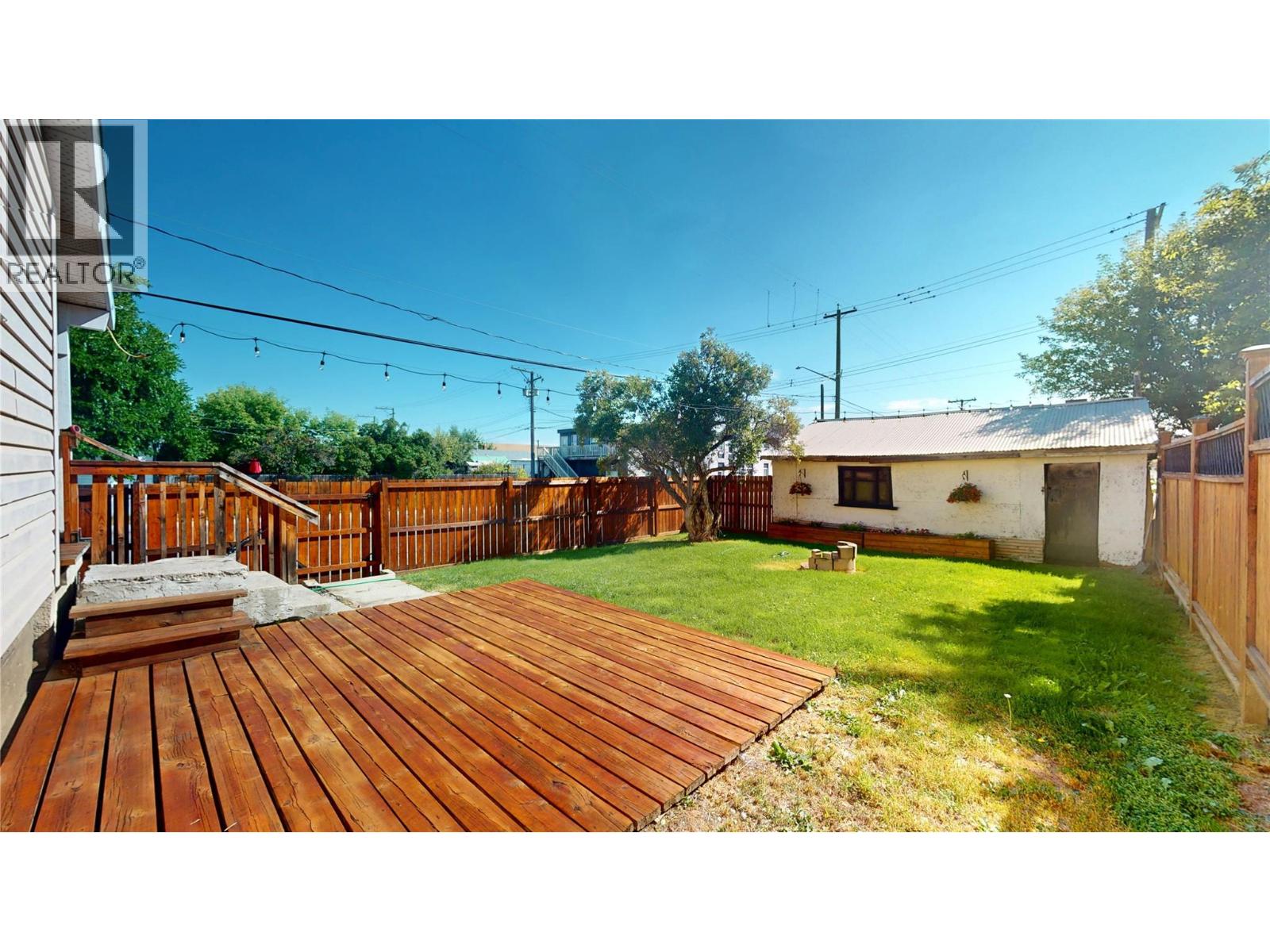 200 5th Avenue S Property Photo 30
