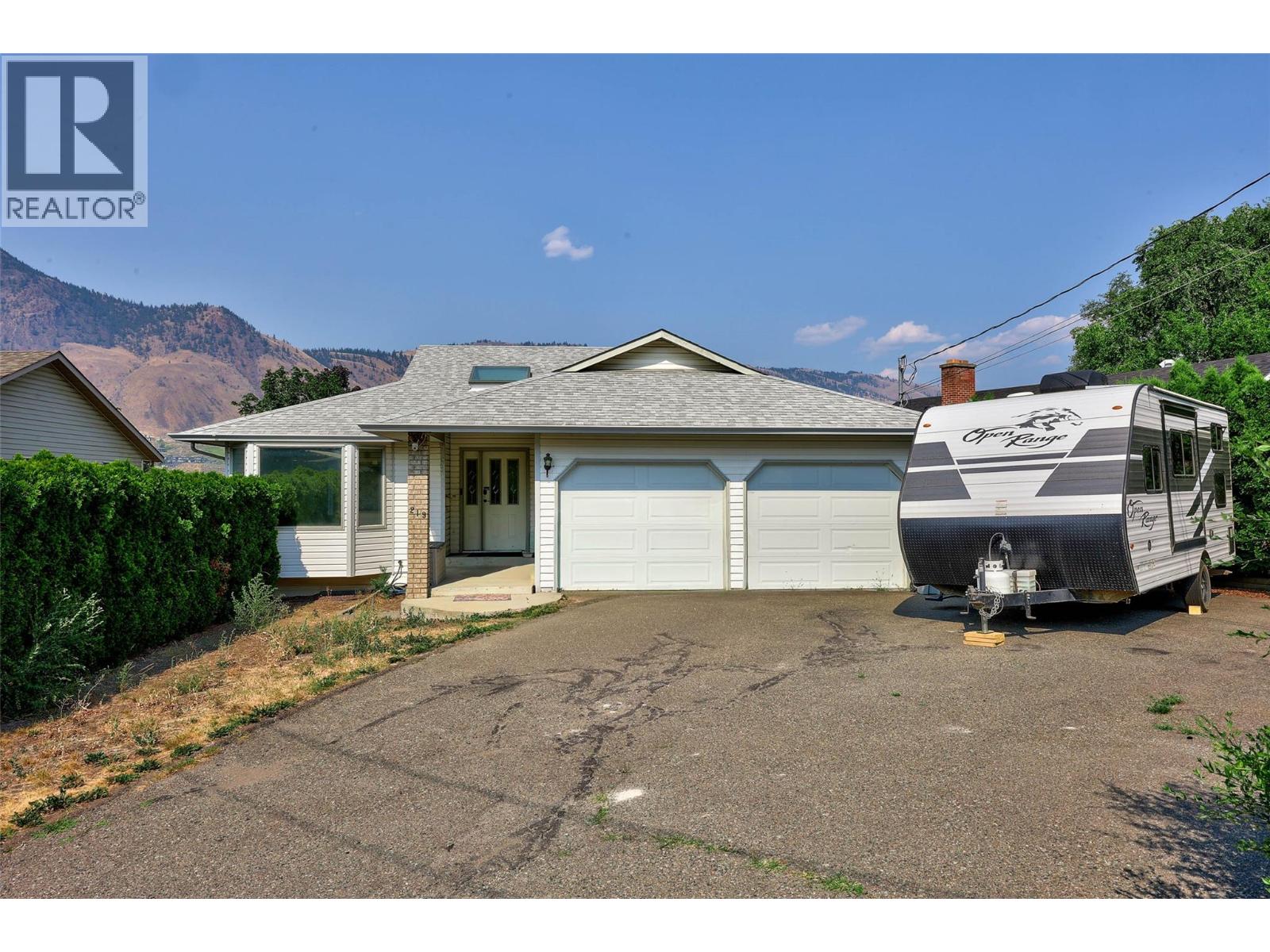 219 Strom Road Property Photo 1