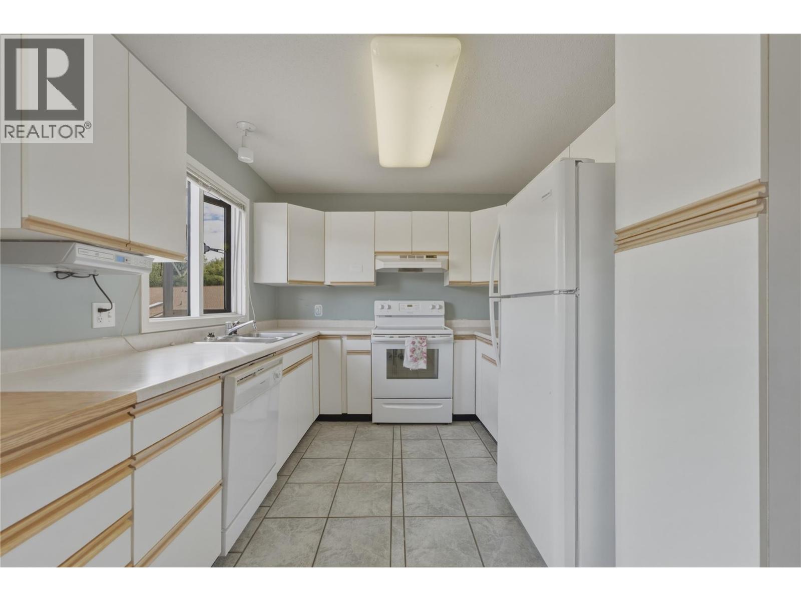 3850 Argyle Avenue Unit# 15 Property Photo 6