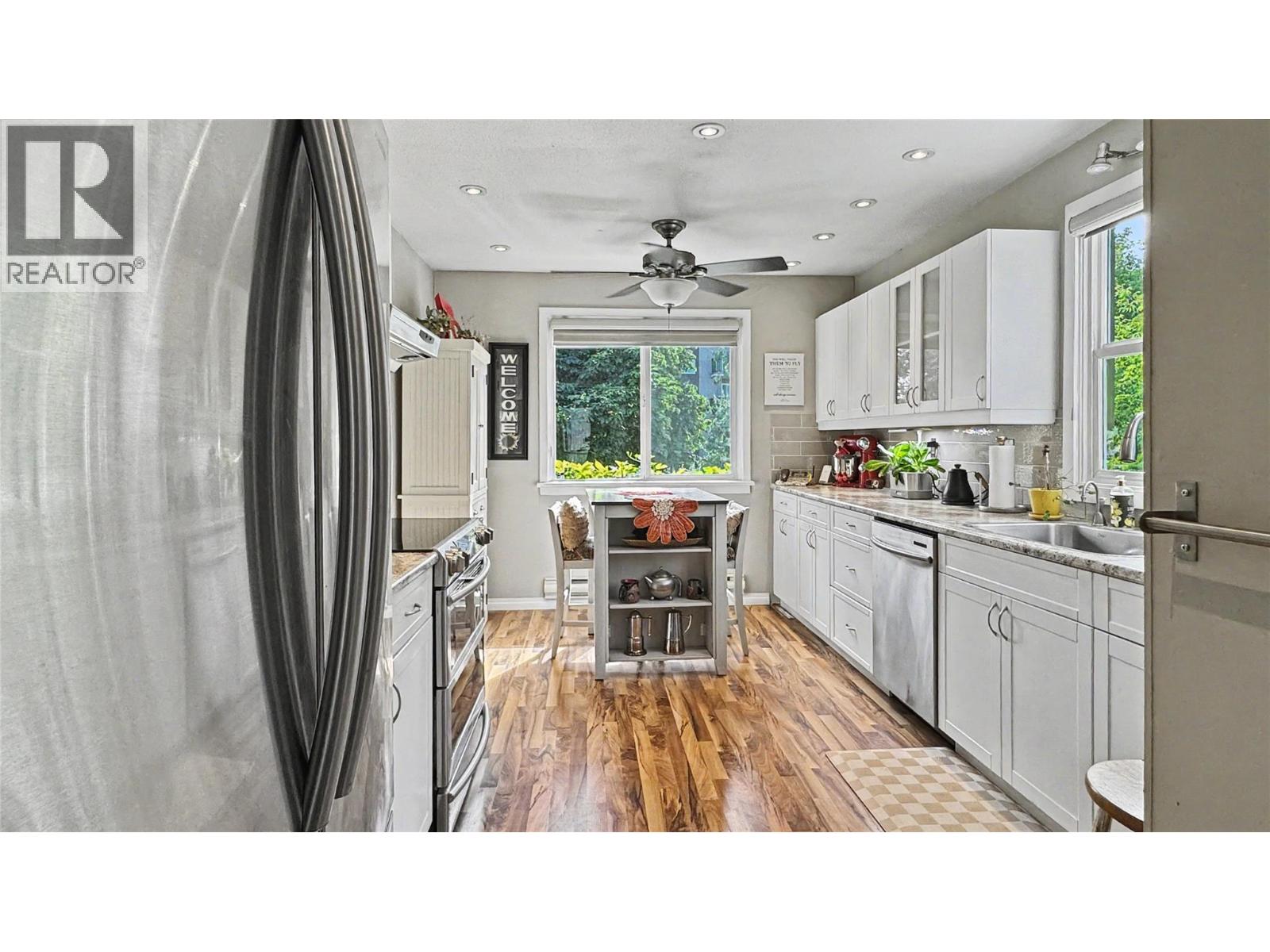 15 15th Avenue S Property Photo 10